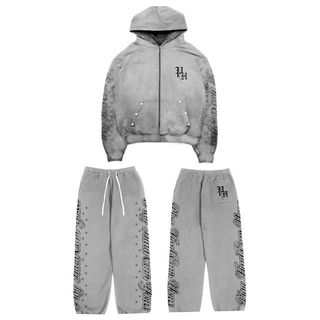PLAY HARD SWEAT SUIT
