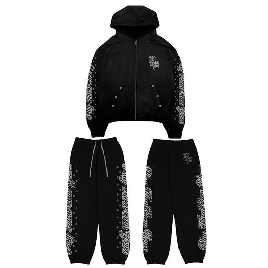 PLAY HARD SWEAT SUIT