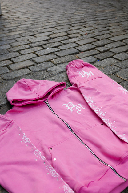 PLAY HARD SWEAT SUIT